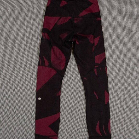 Lululemon All Sport Crop Patterned Backspin Stroke Dashing Purple Leggings 2 - Picture 6 of 12